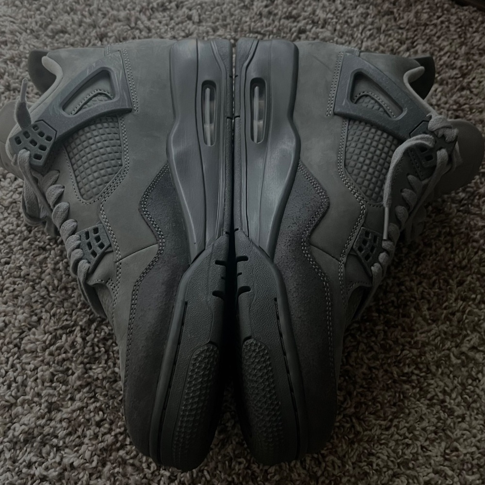 Air Jordan 4 Retro Grey - Picture 3 of 7